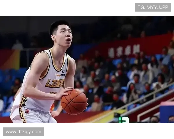 [CBA]朱俊龙快速反击 一条龙冲筐打板命中.